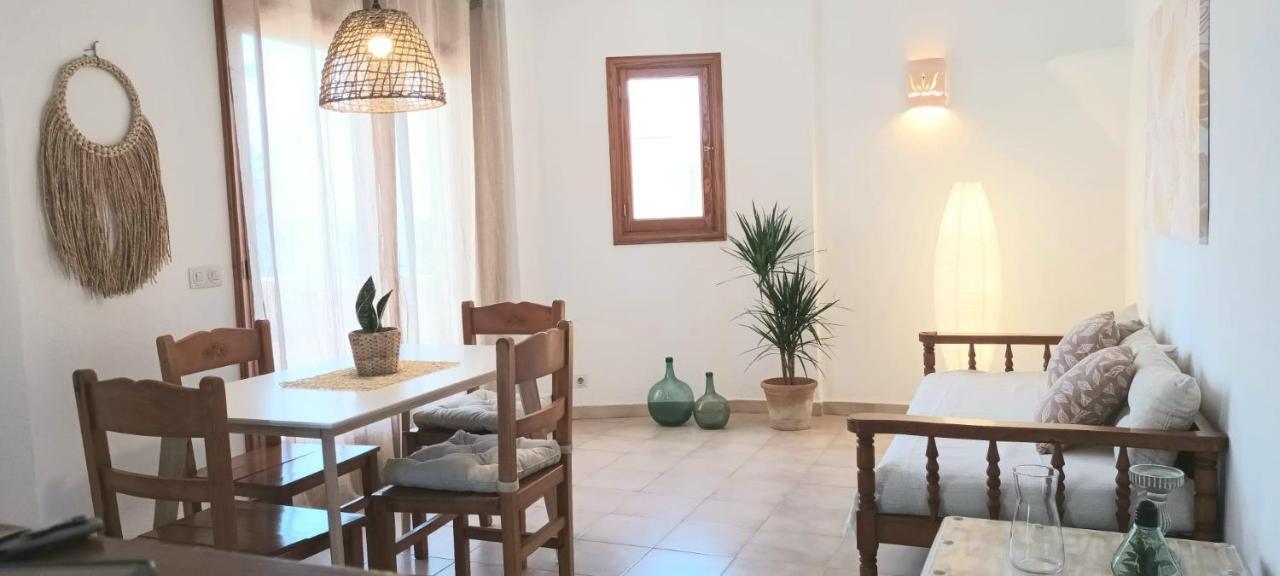 Apartamentos Can Salas Cala Figuera  Extérieur photo