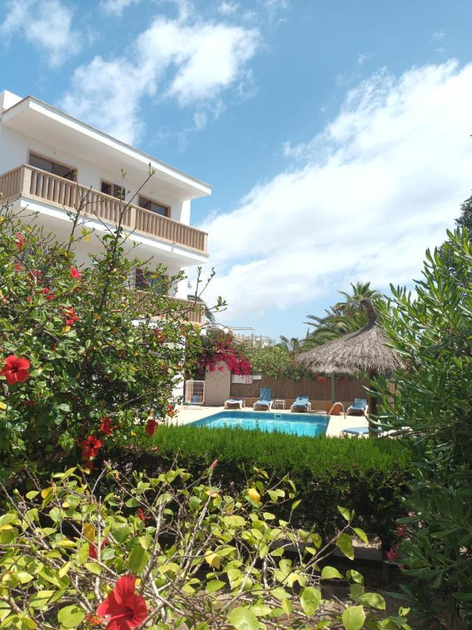 Apartamentos Can Salas Cala Figuera  Extérieur photo