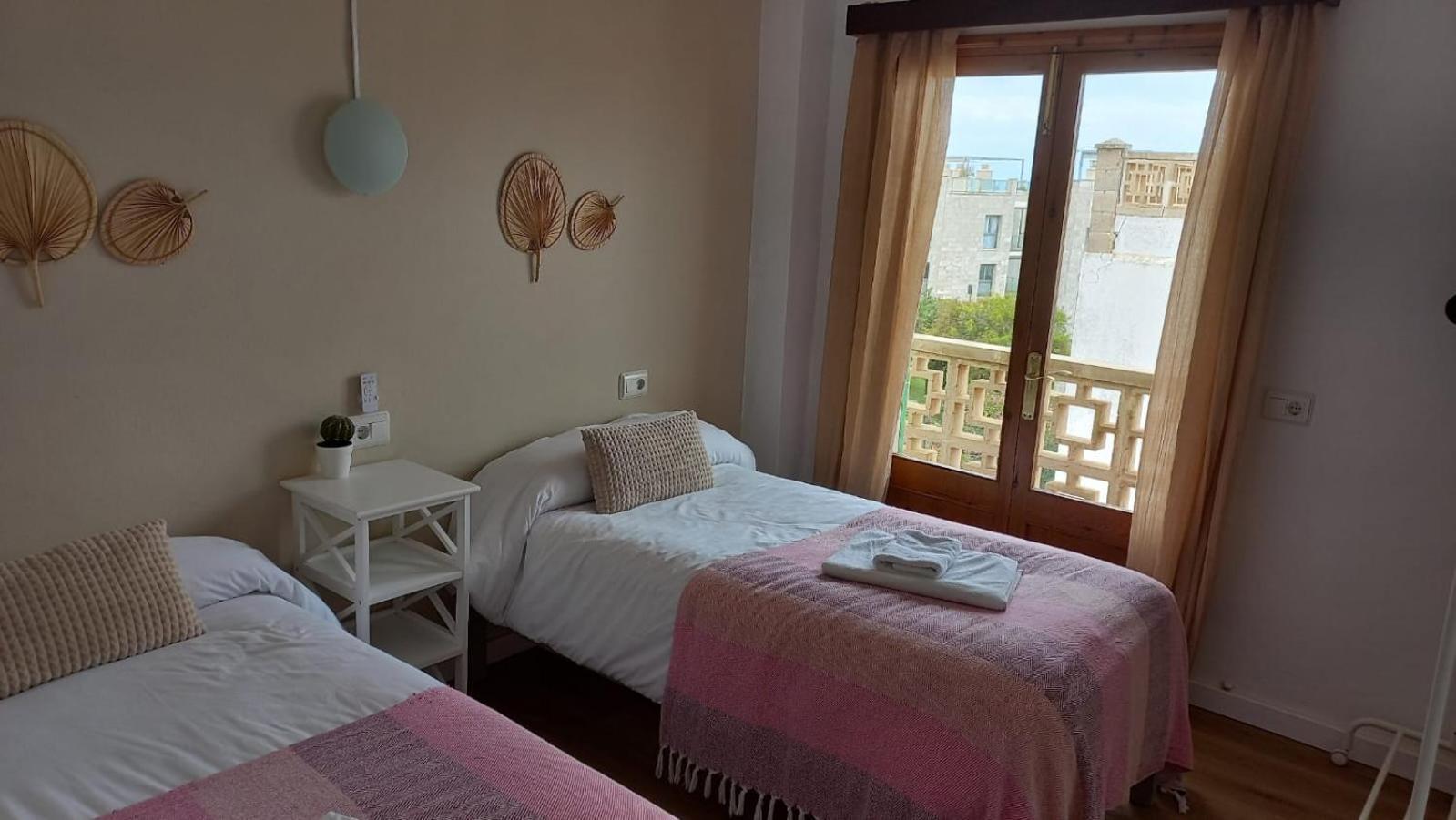 Apartamentos Can Salas Cala Figuera  Extérieur photo